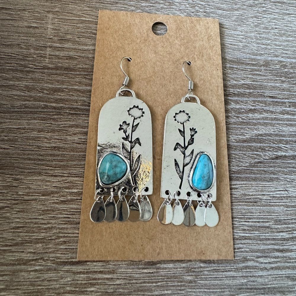 Silver and Turquoise Floral Earrings A1402 - Picture 3 of 5